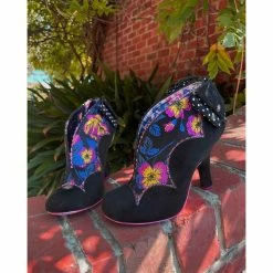 Toasted Teacake 25 Toasted Teacake -IRREGULAR CHOICE Shop 3081 47I Toasted Teacake 957dfa61 62d5 432b 9a3b f94355997dd3